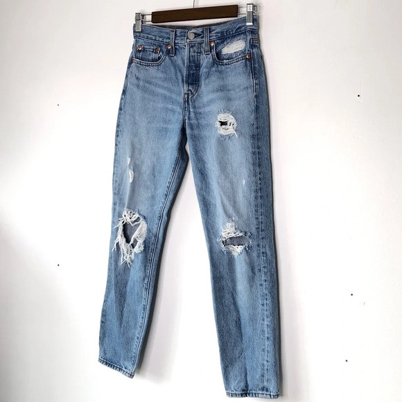 Levi‘s Premium Distressed Light Medium Wash Wedgie Jean Size 24 - Picture 13 of 14